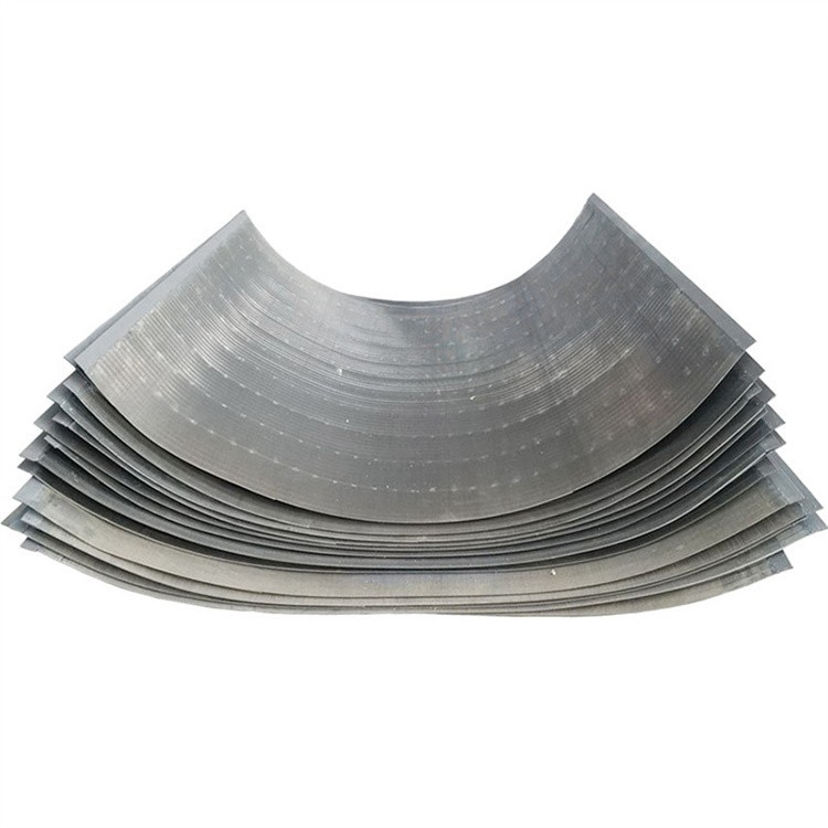 Kaarjas kiiltraatekraan