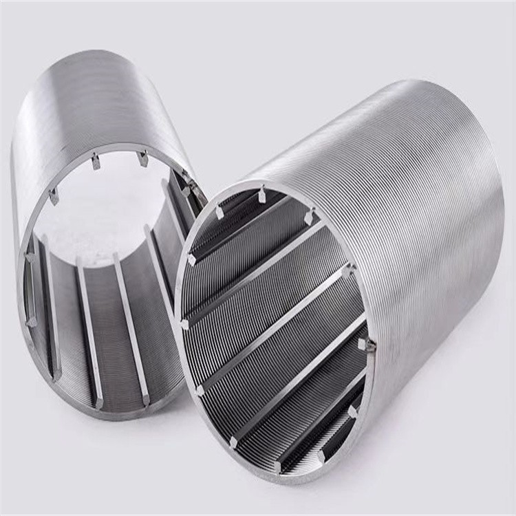 Roostevabast terasest traadiga mähitud kaevuekraaniga toru